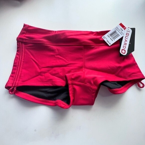 TYR Guard women’s Della short Wbsolg1A Red‎ S(4/6). - Picture 5 of 8